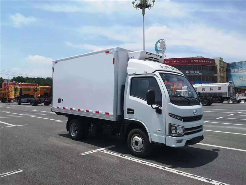 (国六）跃进小福星S80柴油冷藏车